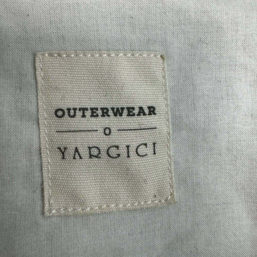 Embroidered Crew Neck Jacket - Picture 13 of 13